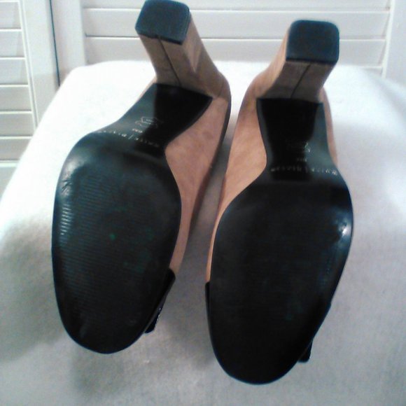 White House/Black Market 6 Theo Camel Suede Heels - Picture 5 of 5